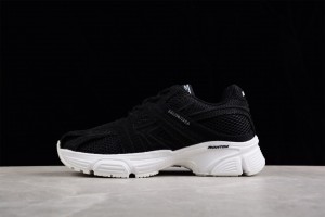 Balenciaga Phantom Sneaker Black/White